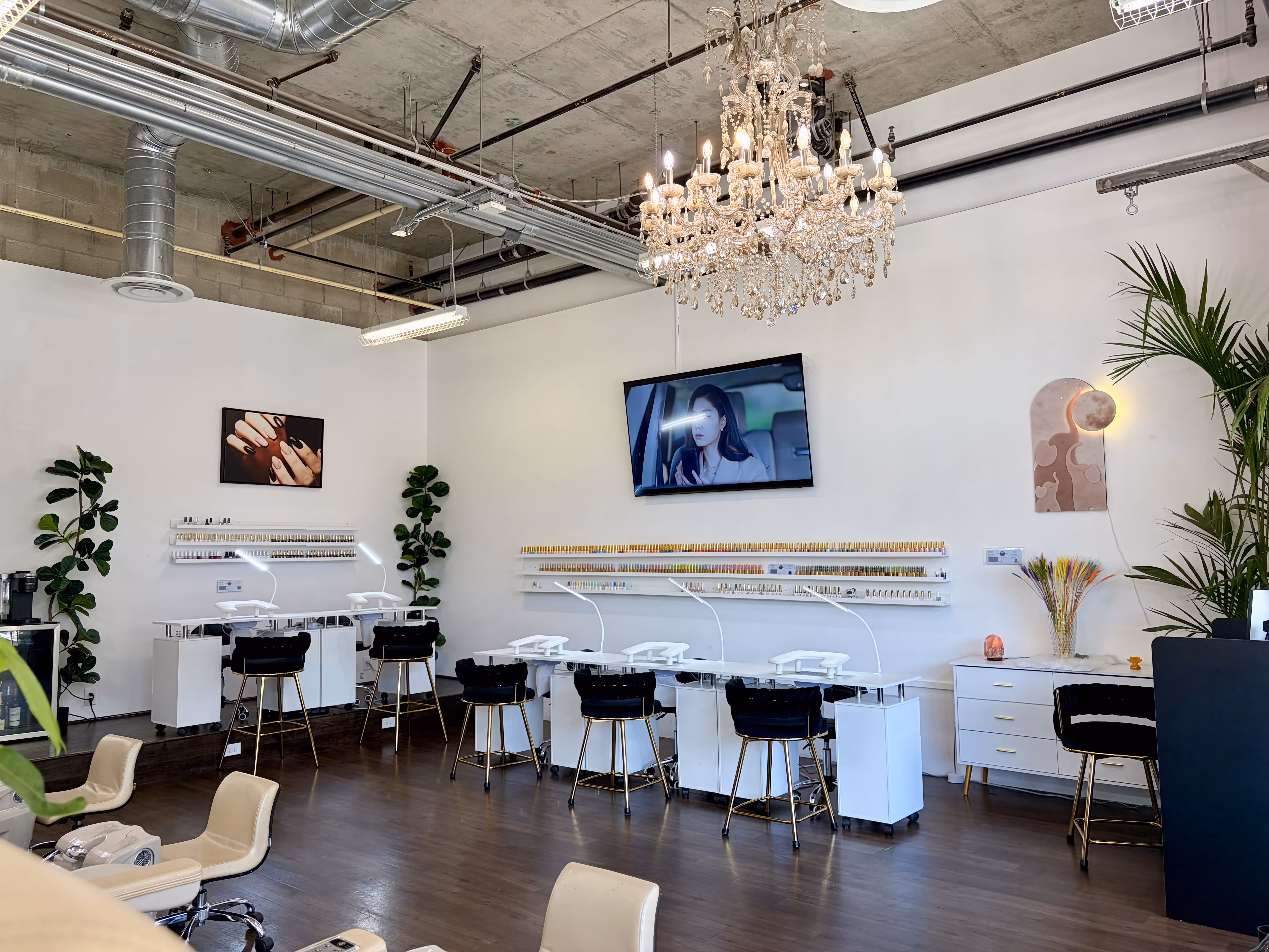 Elegant interior of Nailington Nail Boutique showcasing chic nail stations